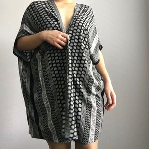 Max Studio Black Printed Robe